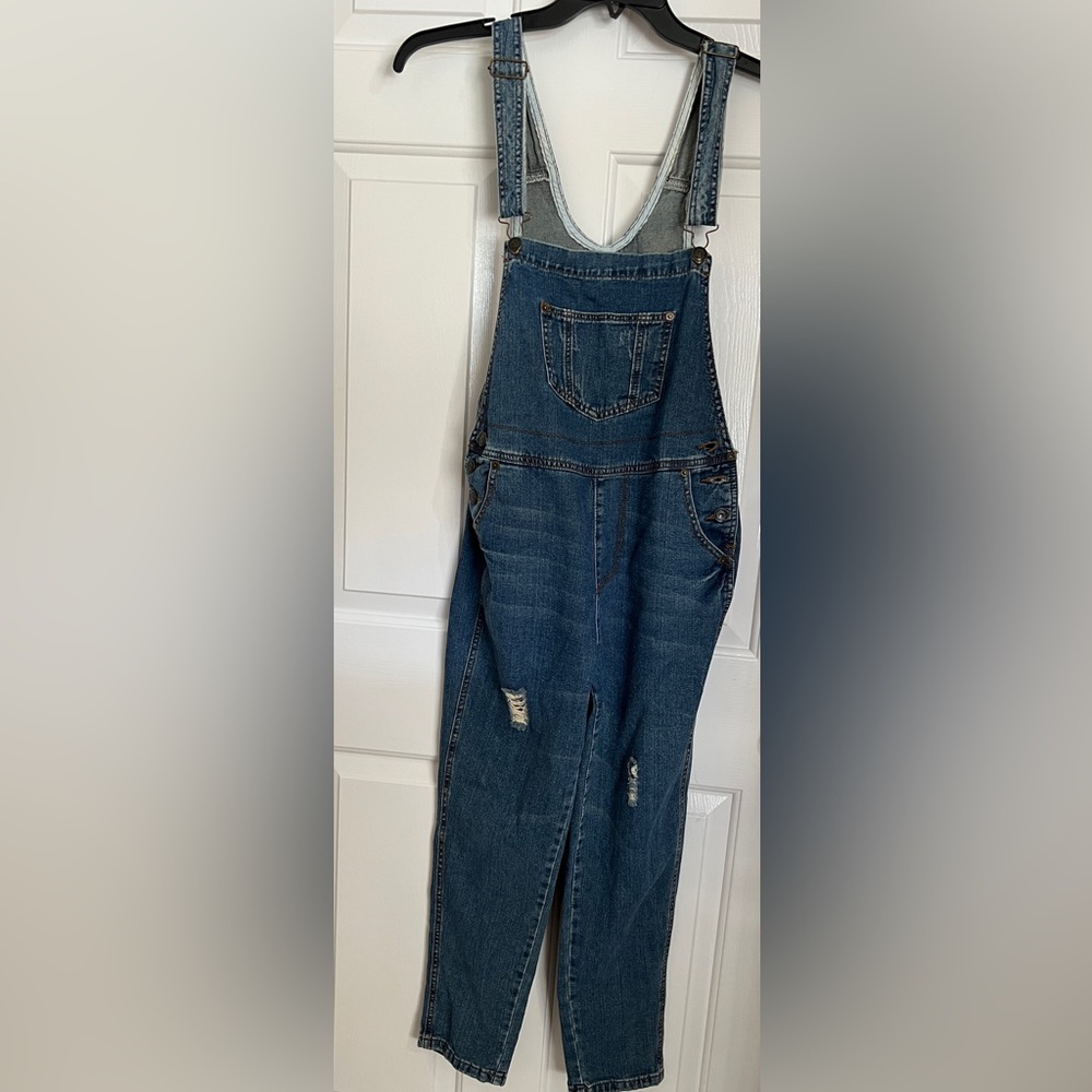 SSY Jeans Ladies Distressed Overalls